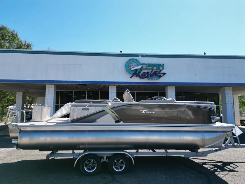 Slide: The Image of Tahoe LTZ QL21T 2024 - 3