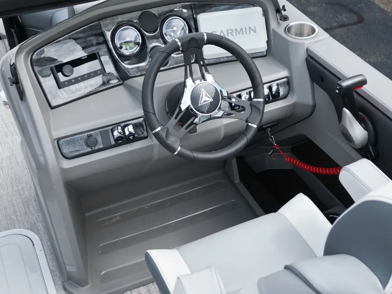 Slide: The Image of Tahoe LTZ QL23T 2025 - 17