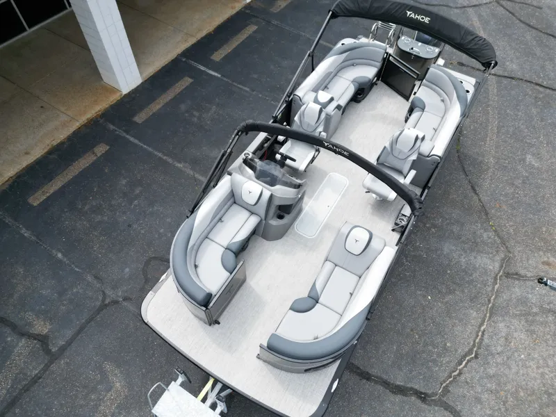 Slide: The Image of Tahoe LTZ QL23T 2025 - 5