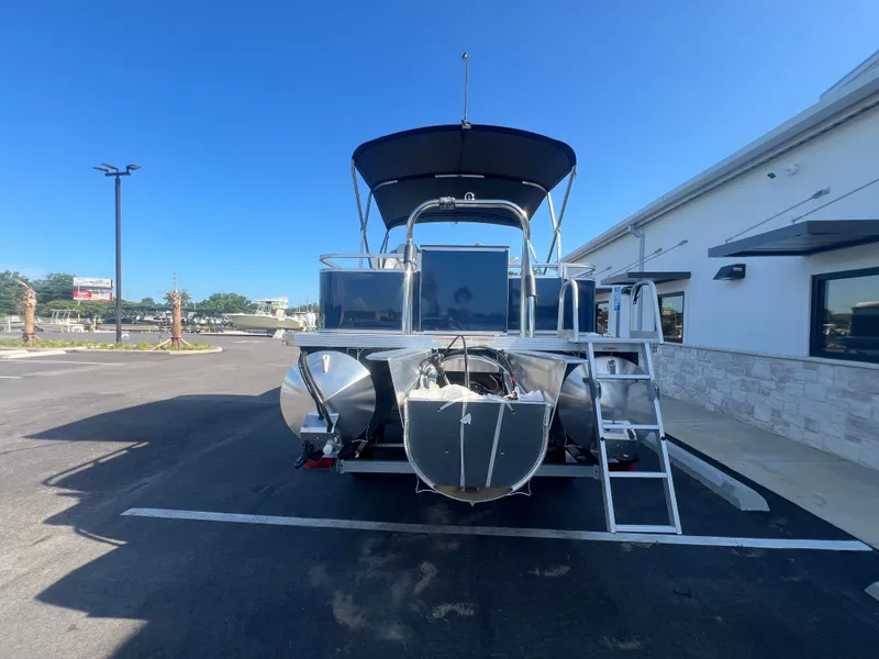 Slide: The Image of Tahoe SPT RF21T 2025 - 6