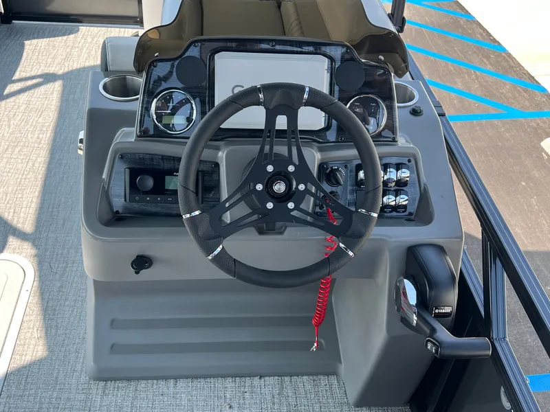 Slide: The Image of Tahoe SPT85 QL23T 2025 - 10