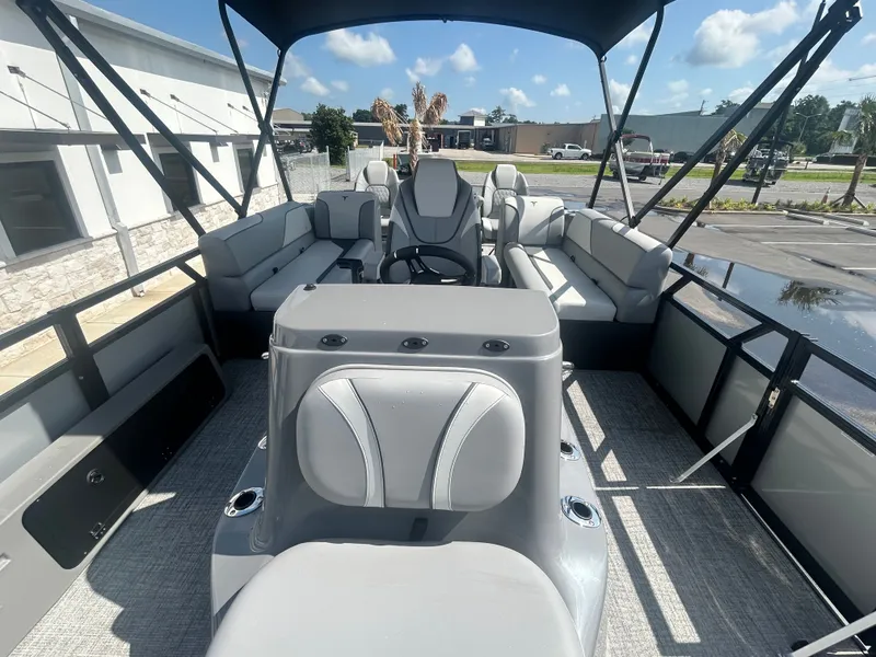 Slide: The Image of Tahoe SPT85 CC23T 2025 - 13