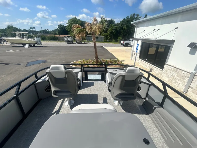 Slide: The Image of Tahoe SPT85 CC23T 2025 - 14