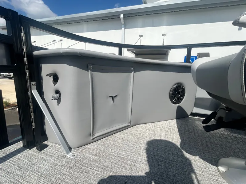 Slide: The Image of Tahoe SPT85 CC23T 2025 - 15