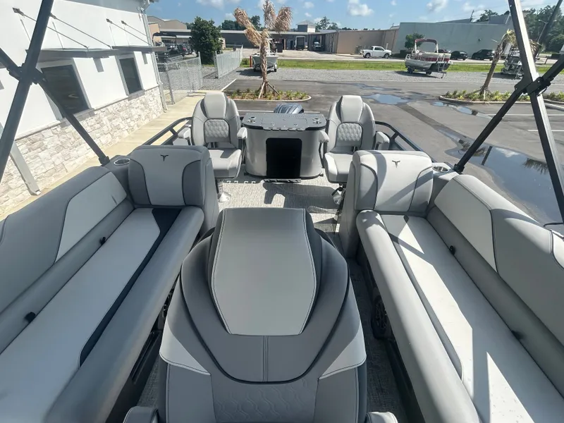 Slide: The Image of Tahoe SPT85 CC23T 2025 - 17