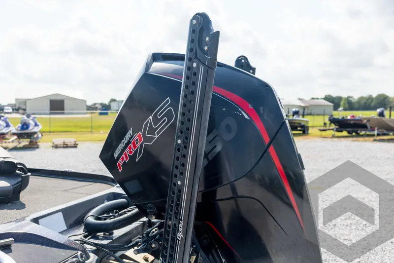 Slide: The Image of 2020 Nitro Z21 boat with Mercury Pro XS engine in outdoor setting. - 24
