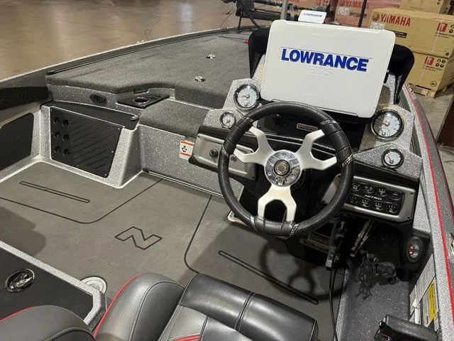 Slide: The Image of Nitro Z20 W/Mercury 250 2022 - 12