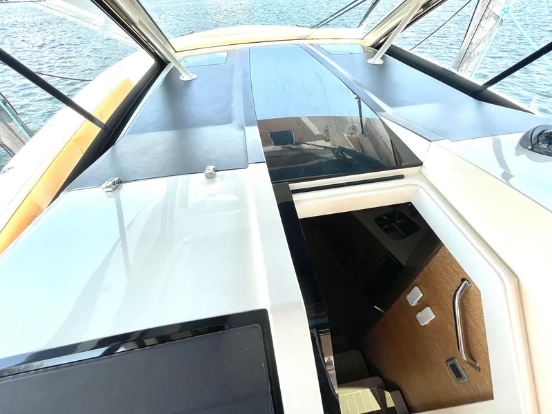 Slide: The Image of 2020 Scout 530 LXF yacht interior view with sleek design and modern features. - 7