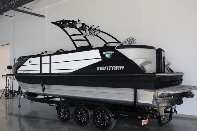 Slide: The Image of Montara 25' SURF BOSS 2.0 CW 2022 - 3