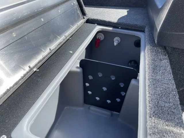 Slide: The Image of Tracker Pro Guide V-16 SC 2026 - 18