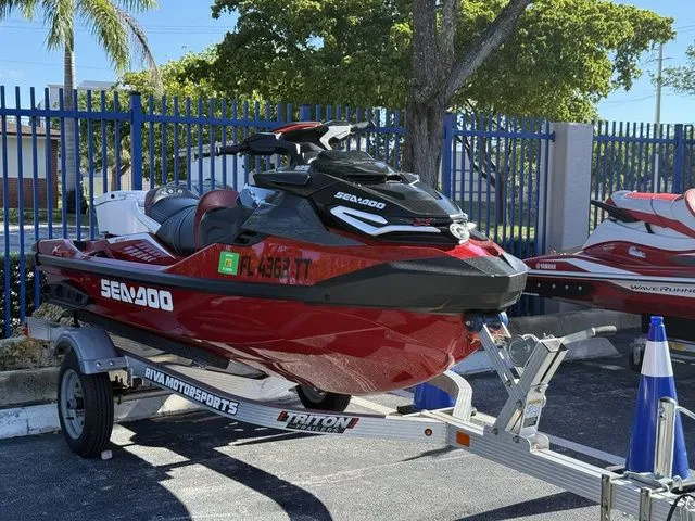 Slide: The Image of Sea-Doo RXT 2024 - 1