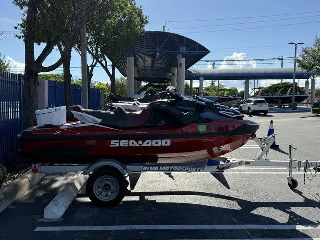 Slide: The Image of Sea-Doo RXT 2024 - 4