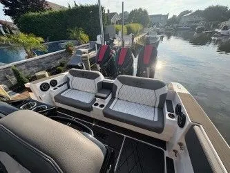 Slide: The Image of Fountain 38SCX 2023 - 16