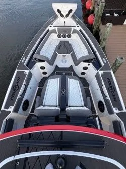 Slide: The Image of Fountain 38SCX 2023 - 24