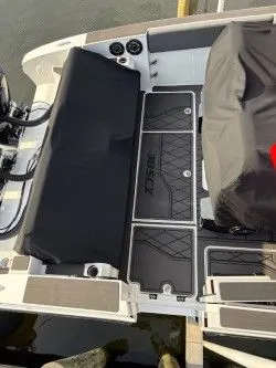 Slide: The Image of Fountain 38SCX 2023 - 26