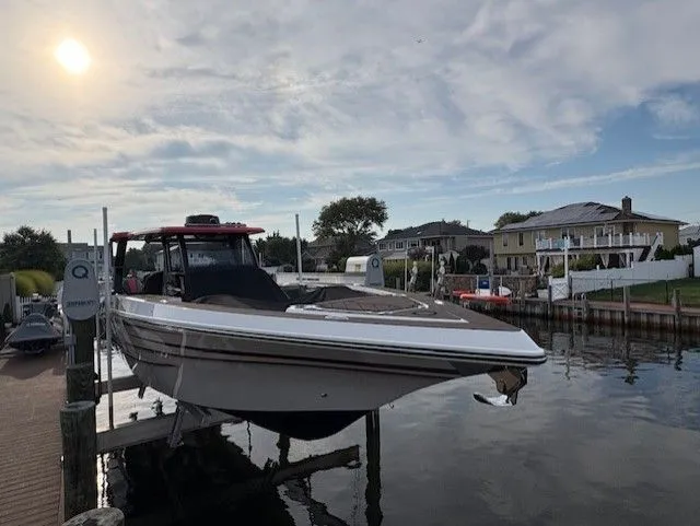 Slide: The Image of Fountain 38SCX 2023 - 34