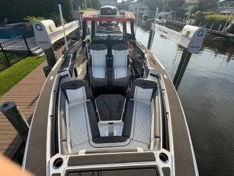 Slide: The Image of Fountain 38SCX 2023 - 4