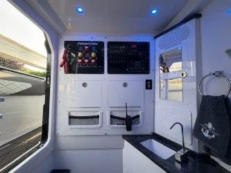 Slide: The Image of Fountain 38SCX 2023 - 8