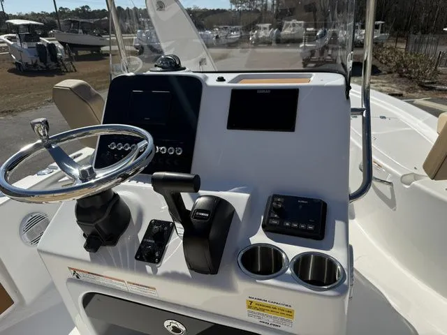 Slide: The Image of Sea Pro 210 Bay 2025 - 14