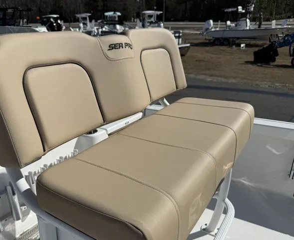 Slide: The Image of Sea Pro 210 Bay 2025 - 15