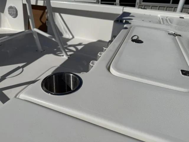 Slide: The Image of Sea Pro 210 Bay 2025 - 32