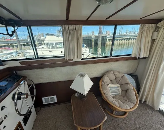 Slide: The Image of Mainship 34 1978 - 16