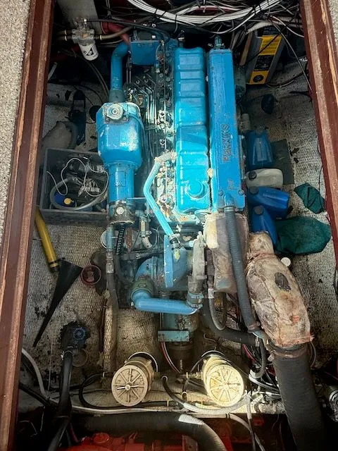 Slide: The Image of Mainship 34 1978 - 31