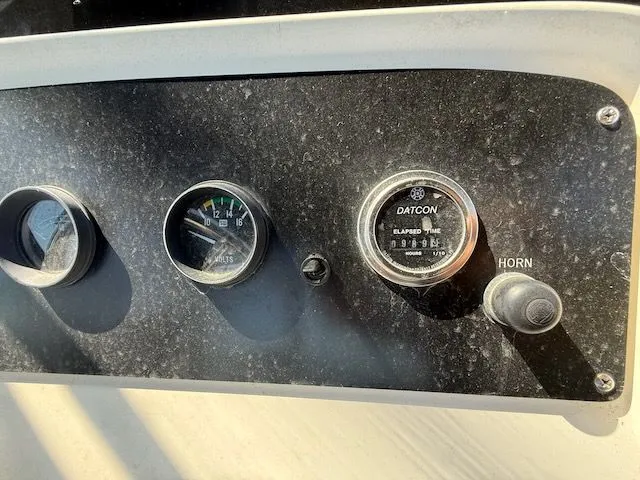 Slide: The Image of Mainship 34 1978 - 45