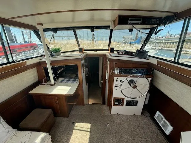 Slide: The Image of Mainship 34 1978 - 8