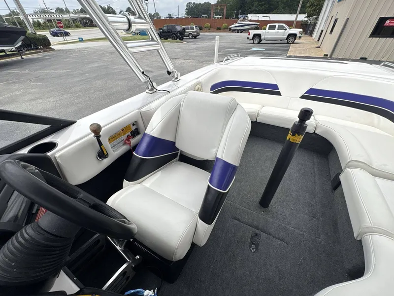 Slide: The Image of Nautique Super Sport 210 1996 - 20