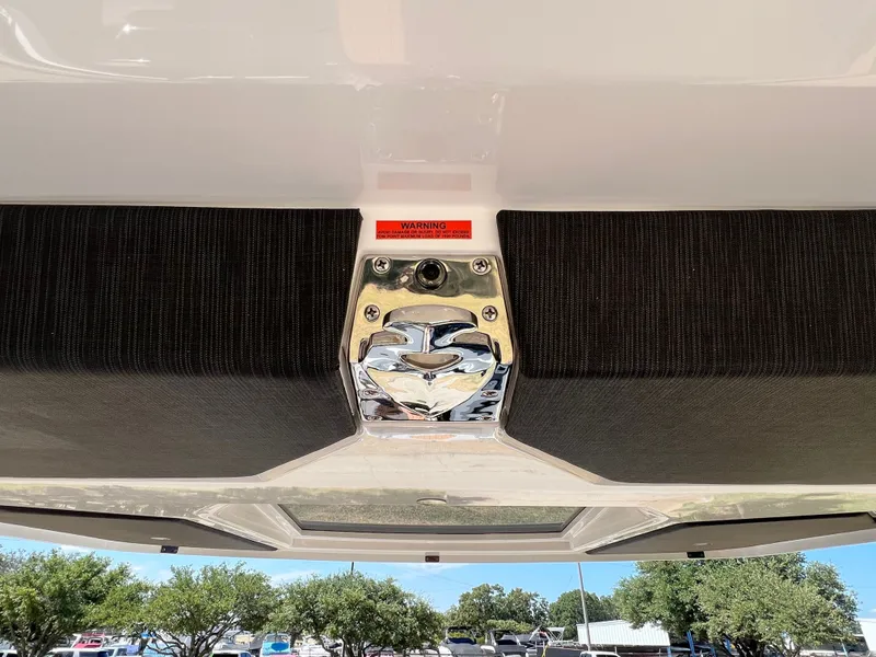 Slide: The Image of 2026 COBALT R31 SURF - Image 25 - 25