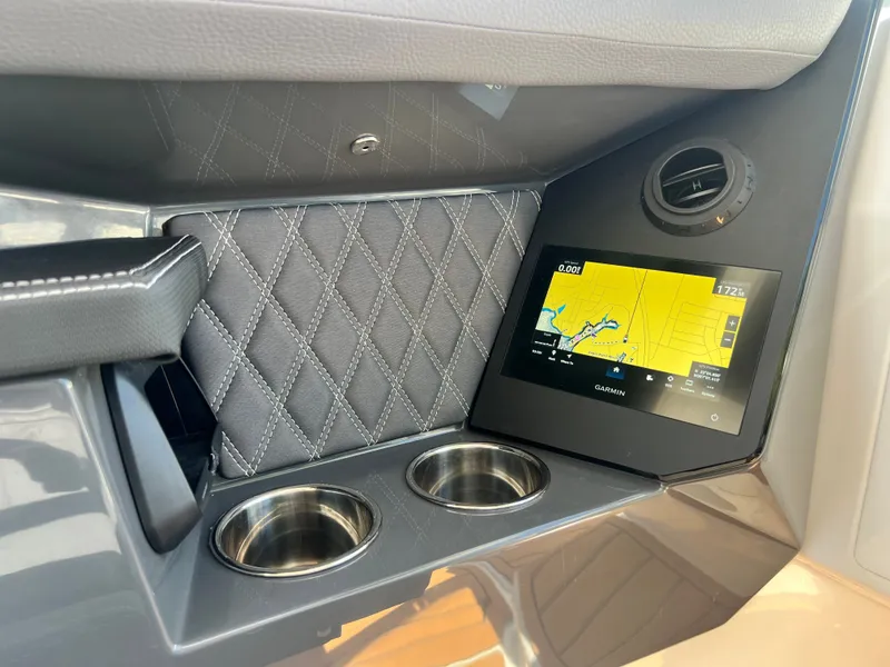 Slide: The Image of 2026 COBALT R31 SURF - Image 30 - 30