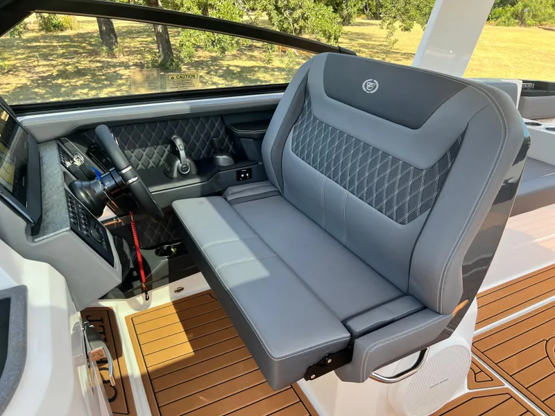 Slide: The Image of 2026 COBALT R31 SURF - Image 39 - 39