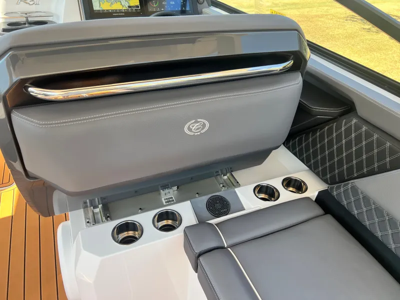 Slide: The Image of 2026 COBALT R31 SURF - Image 44 - 44