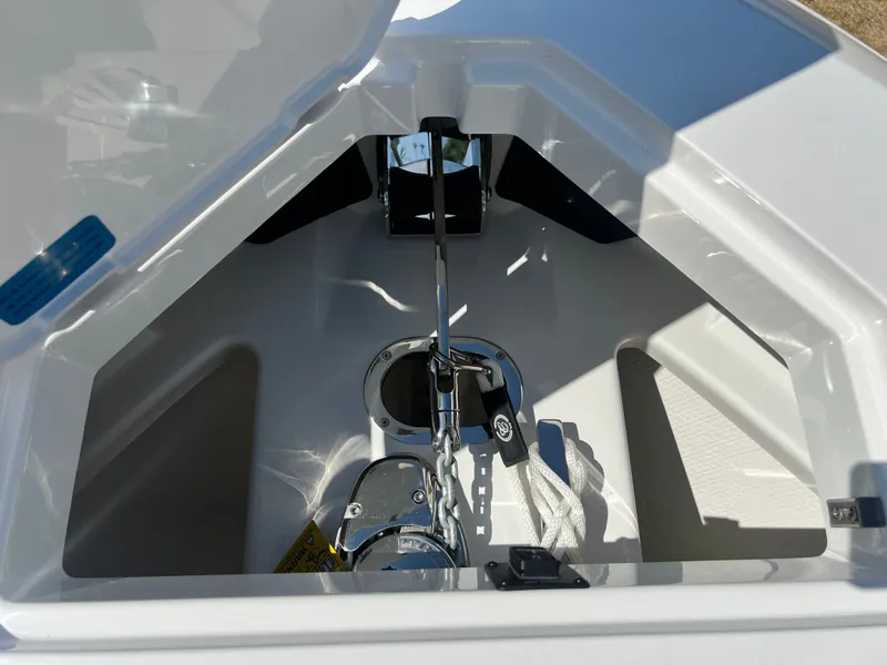 Slide: The Image of 2026 COBALT R31 SURF - Image 57 - 57