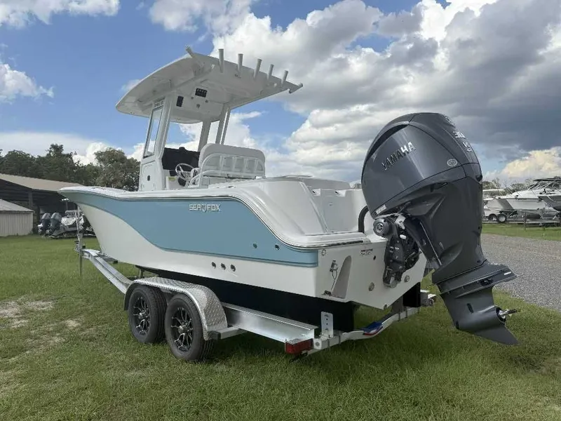 Slide: The Image of Sea Fox 248 Commander 2026 - 14