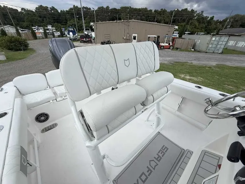 Slide: The Image of Sea Fox 248 Commander 2026 - 5