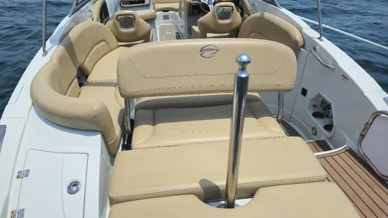 Slide: The Image of Crownline Boats E6XS 2016 - 24