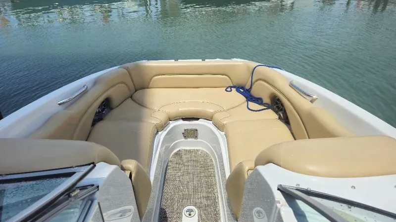 Slide: The Image of Crownline Boats E6XS 2016 - 7