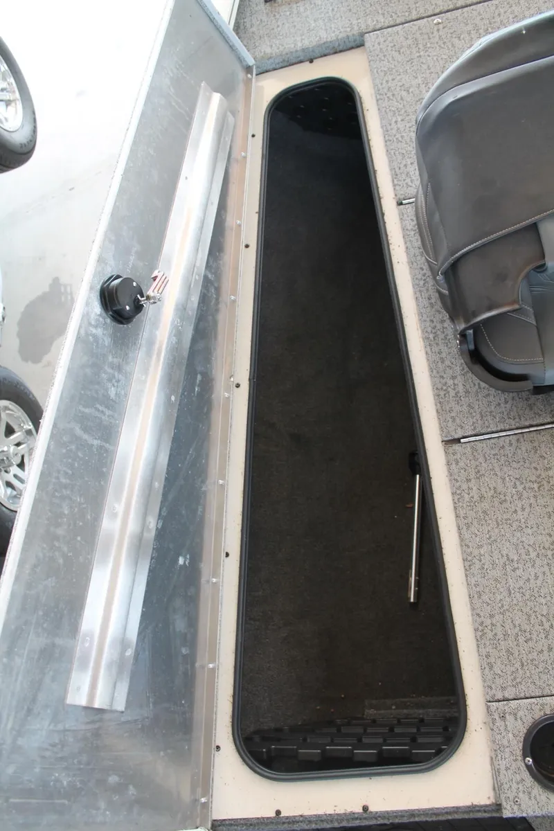 Slide: The Image of Tracker Pro Team 195 TXW 2022 - 11