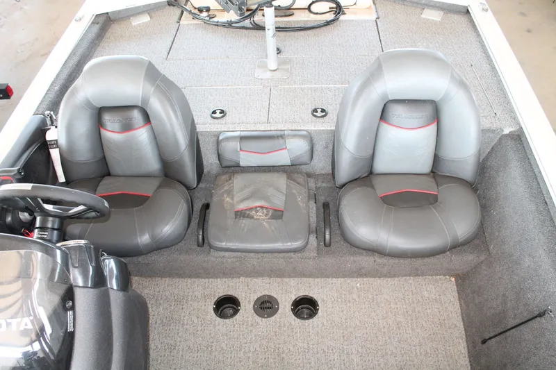 Slide: The Image of Tracker Pro Team 195 TXW 2022 - 14