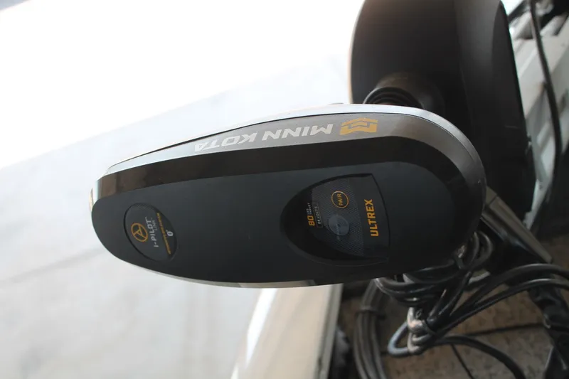 Slide: The Image of Tracker Pro Team 195 TXW 2022 - 23