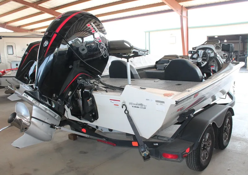 Slide: The Image of Tracker Pro Team 195 TXW 2022 - 3