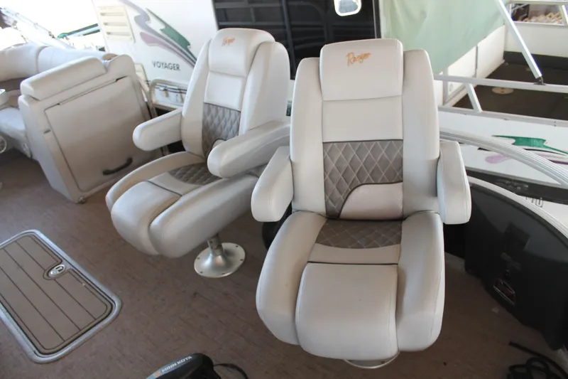 Slide: The Image of Ranger 223FC 2020 - 12