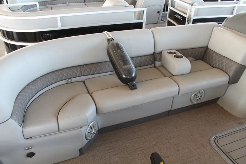 Slide: The Image of Ranger 223FC 2020 - 13