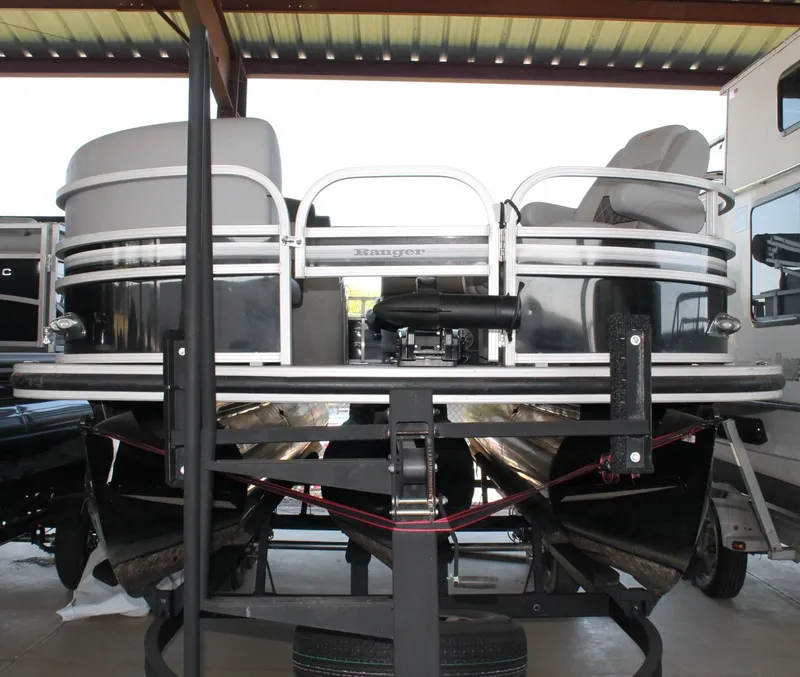 Slide: The Image of Ranger 223FC 2020 - 8