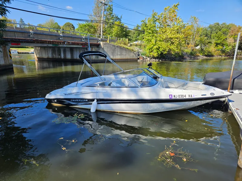 The Image of Crownline Boats 19 LS 2006 - undefined