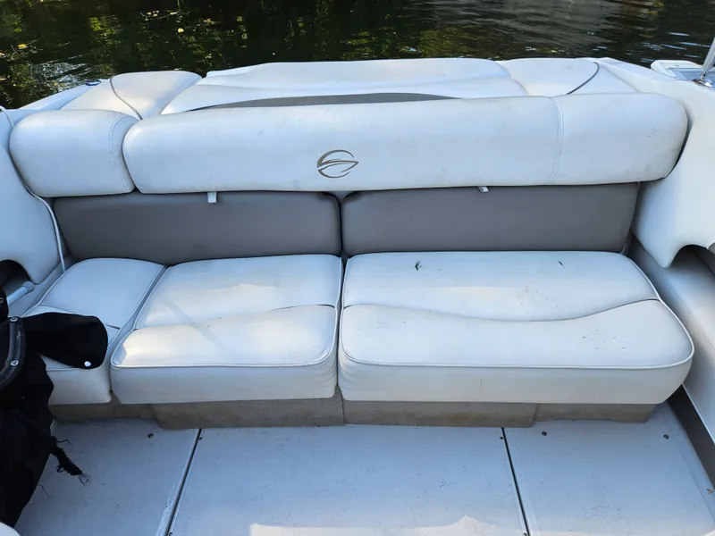 Slide: The Image of Crownline Boats 19 LS 2006 - 13