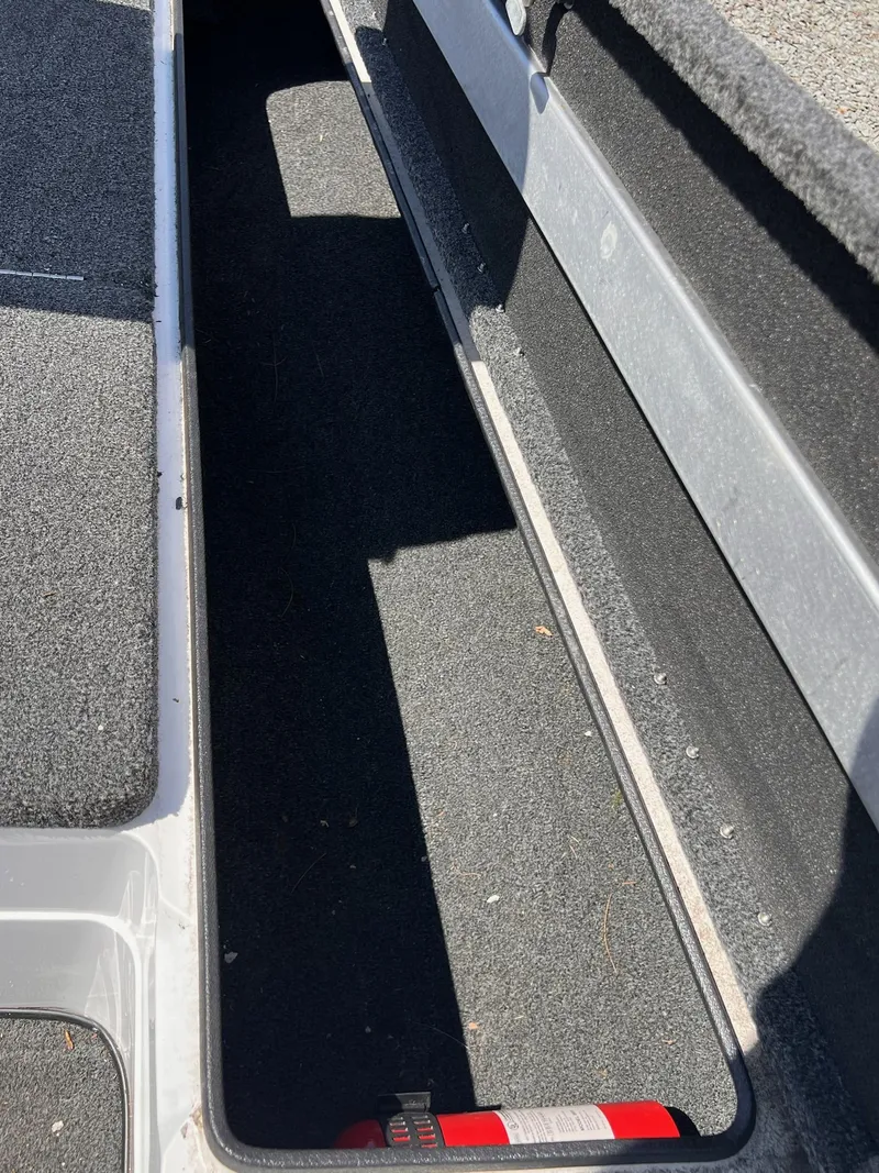 Slide: The Image of Nitro LX700 2002 - 27