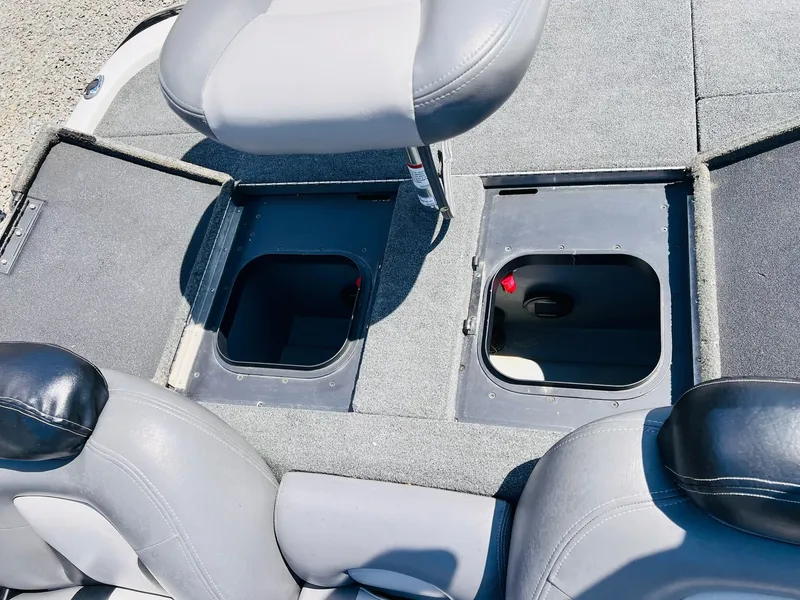 Slide: The Image of Skeeter FX20 2012 - 24